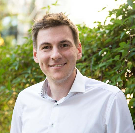 Sebastian Bucher